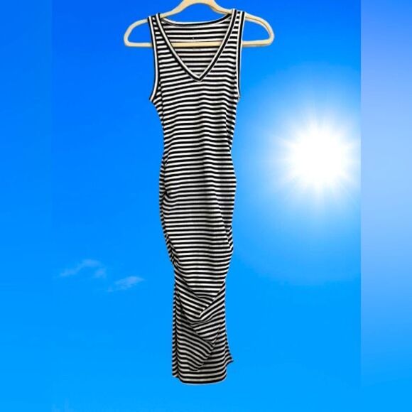 A New Day Navy and White Sleeveless V-Neck Bodycon Maxi Dress - Picture 1 of 9
